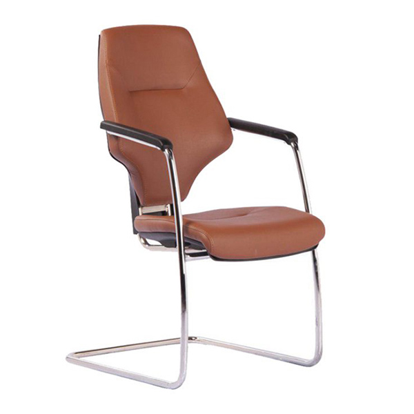 صندلی کنفرانس رایانه صنعت مدل C931 ظاهری ساده و جذاب دارد و از پایه ای ثابت برخوردار است