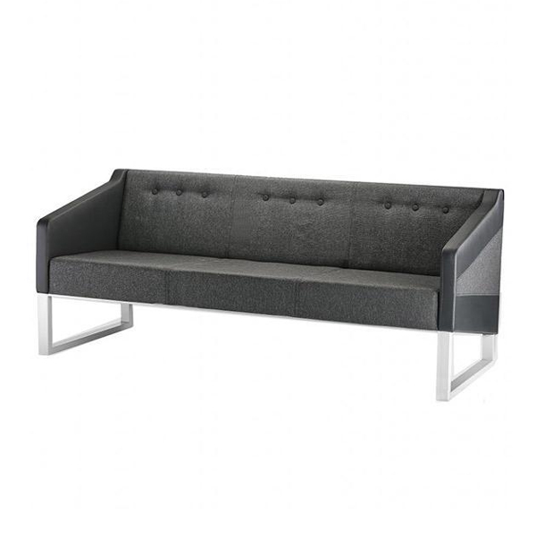 مبل سه نفره مدل آریو F932p3 رایانه صنعت به شکل مستطیل است و دو پایه در کناره ها دارد.