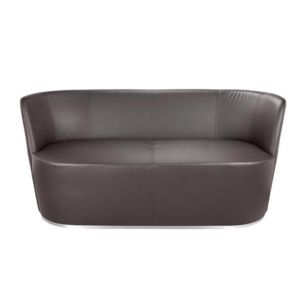 مبل دونفره اداری FIORE داتیس مدل SF50-2دارای دو دسته در طرفین و پایه های ثابت به همراه آبکاری کروم است که روکش های پارچه ای و چرمی دارد.