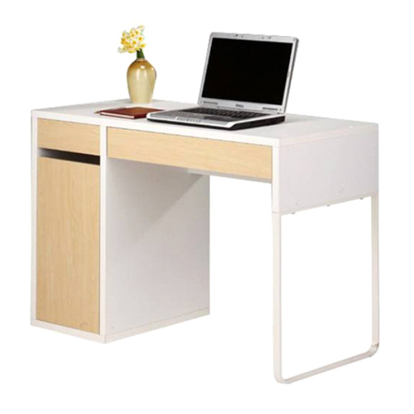 میز تحریربه رنگ سفید-لپتاپ و گلدان روی میز