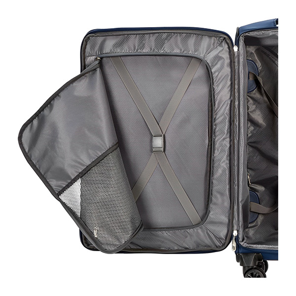 فضای داخلی چمدان آوان نیلپر