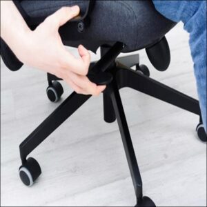 تنظیم صندلی اداری