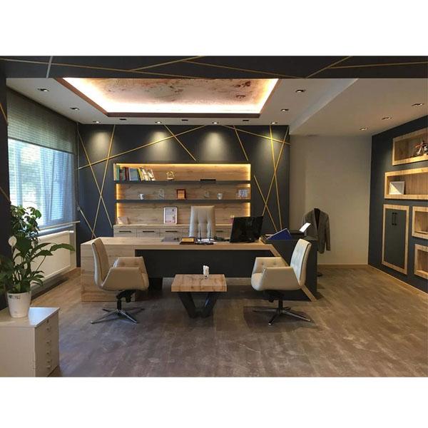 چیدمان اتاق مدیریت با صندلی اداری