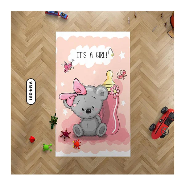 فرش کودک با طرح خرس تدی طوسی و زمینه صورتی مناسب اتاق دختر